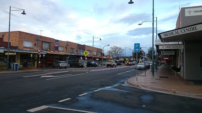 Singles in Sunshine West: view of the city